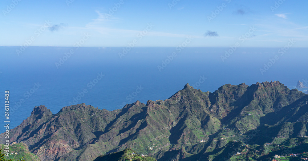 Fototapeta premium At the Pico del Ingles viewpoint on Tenerife, Spain with a view of the beautiful mountain landscape