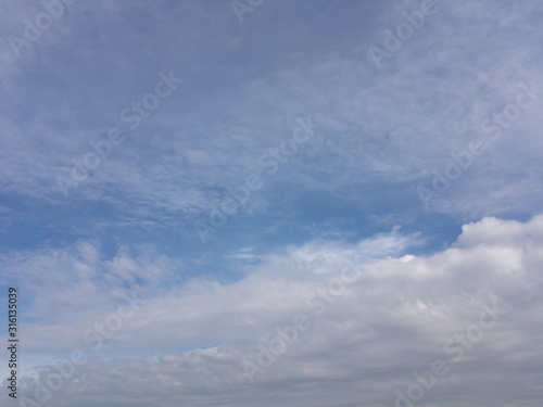 Fototapeta Naklejka Na Ścianę i Meble -  blue sky with clouds