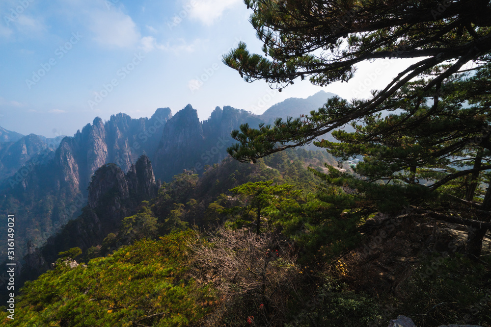 Huangshan Mountain, knows as the Yellow Mountain, famous in China and Asia, considered the most beautiful mountain under heaven