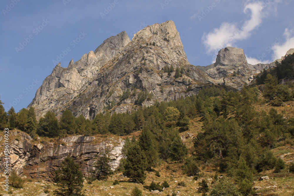 Alpine Landschaft am Monte Sione (Bernina-Alpen)