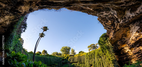 Umpherston Sinkhole Garden, Mt Gambier, Australia