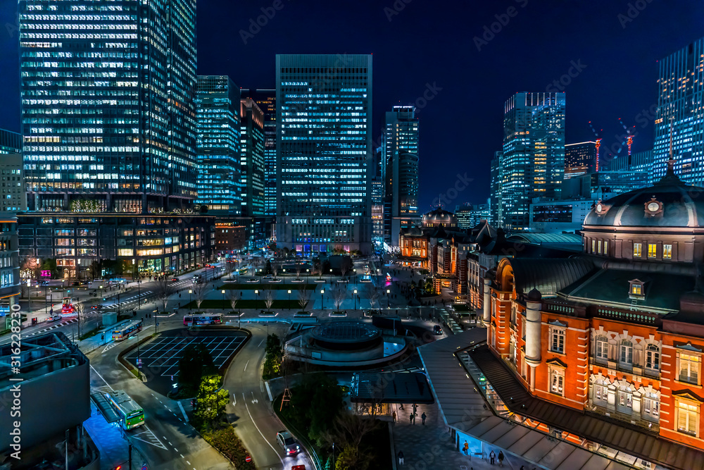 東京駅 丸の内 夜景 ~Tokyo Station And Buildings Night View~ Stock