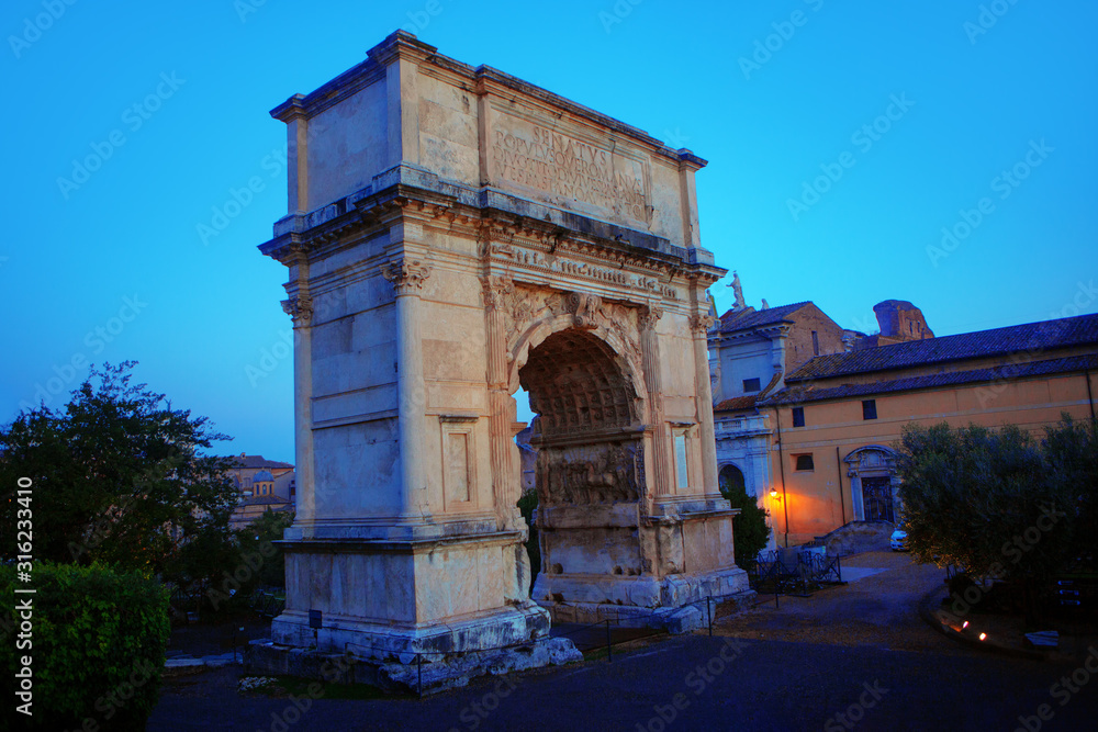 Fototapeta premium Arch of Titus honorific historical monument in Rome