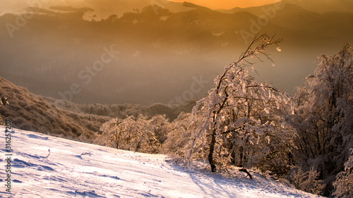 Fototapeta Naklejka Na Ścianę i Meble -  Splendid sunrise in the mountains. Carpathian Mountains. Bieszczady National Park. Poland.