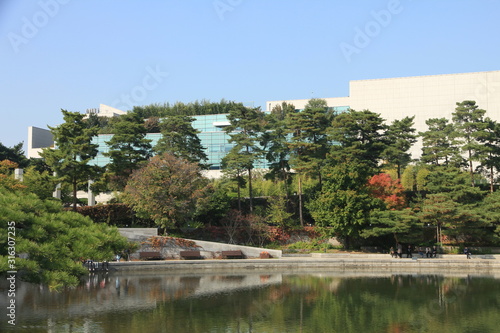 National Museum of Korea in Seoul © marcuspon
