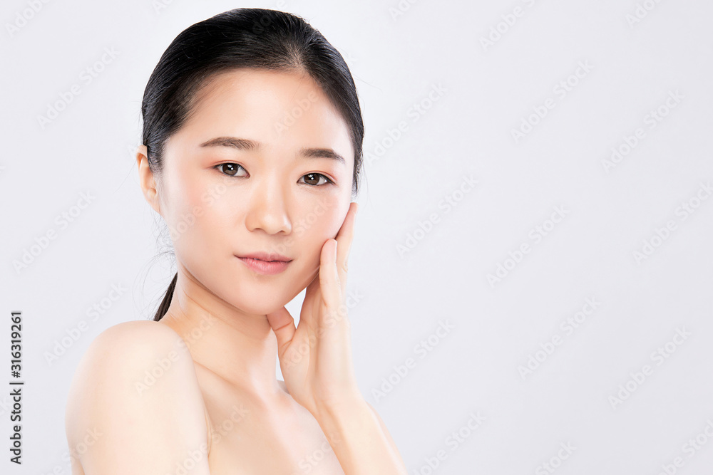 Portrait beautiful young asian woman clean fresh bare skin concept. Asian girl beauty face skincare and health wellness, Facial treatment, Perfect skin, Natural make up, on white background Portrait beautiful young asian woman clean fresh bare skin concept. Asian girl beauty face skincare and health wellness, Facial treatment, Perfect skin, Natural make up, on white background