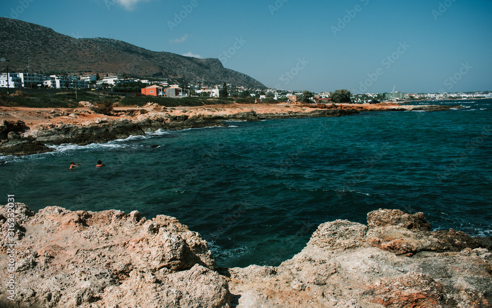 Słoneczna Grecja, wyspa Kreta, wakacyjne widoki za granicą, piękno Greckiej wyspy
