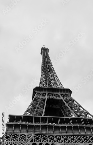 the tower eiffel paris france