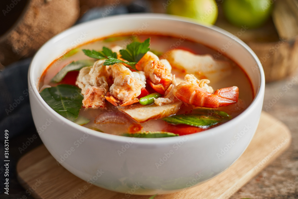 Tom Yum Kung, Spicy prawn soup.. Tom Yum Kung, Spicy prawn soup..