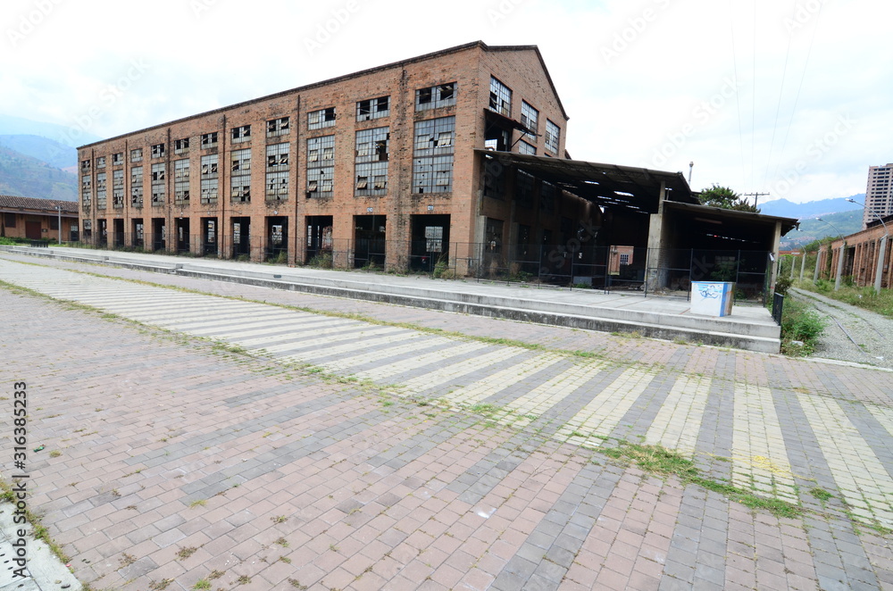 Workshops and old warehouses of the Antioquia railway