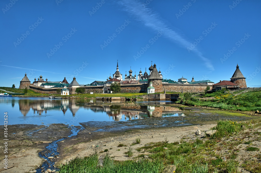 Obraz premium The Solovetsky Monastery - fortified monastery located on the Solovetsky Islands in the White Sea in northern Russia