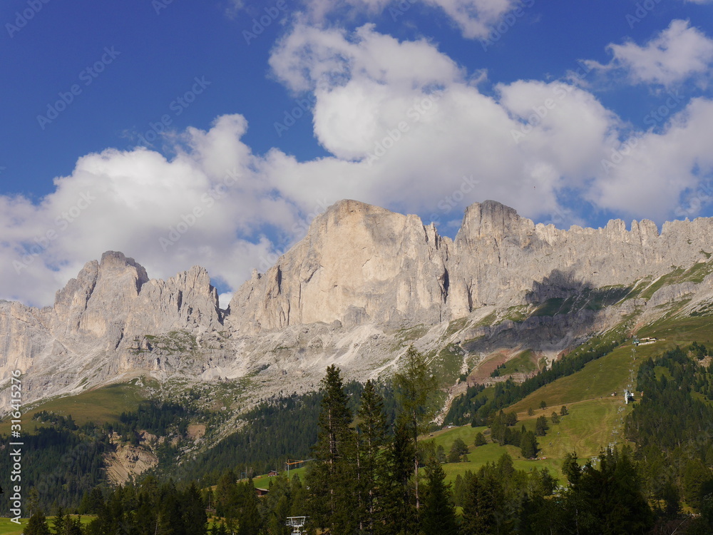 Rosengartengroup in the dolomites with beautiful weather