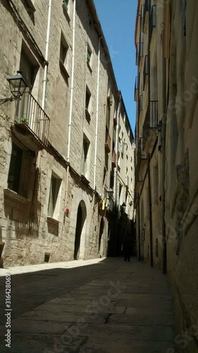 Fototapeta Naklejka Na Ścianę i Meble -  View of the streets of Girona