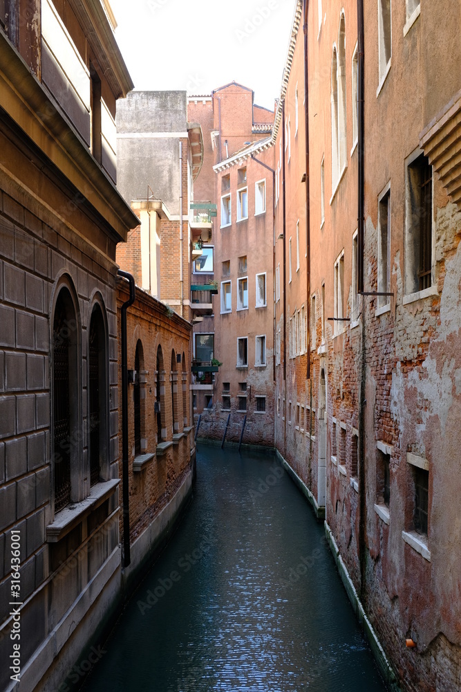 Fototapeta premium canal in venice