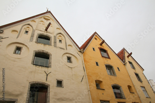 The amazing architecture of Tallinn old town © M.Etcheverry