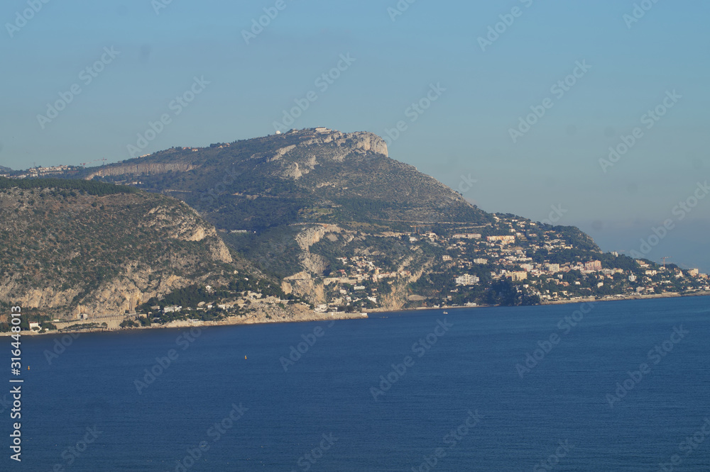 Blick von der Villa Ephrussi de Rothschild auf Beaulieu-sur-Mer