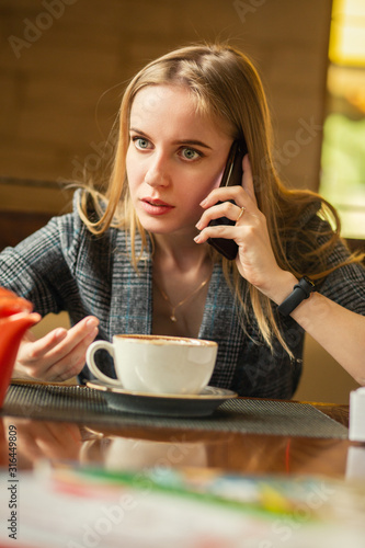 woman with telephone