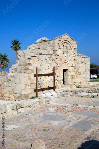 Ruine der Ayios Philon Kirche photo