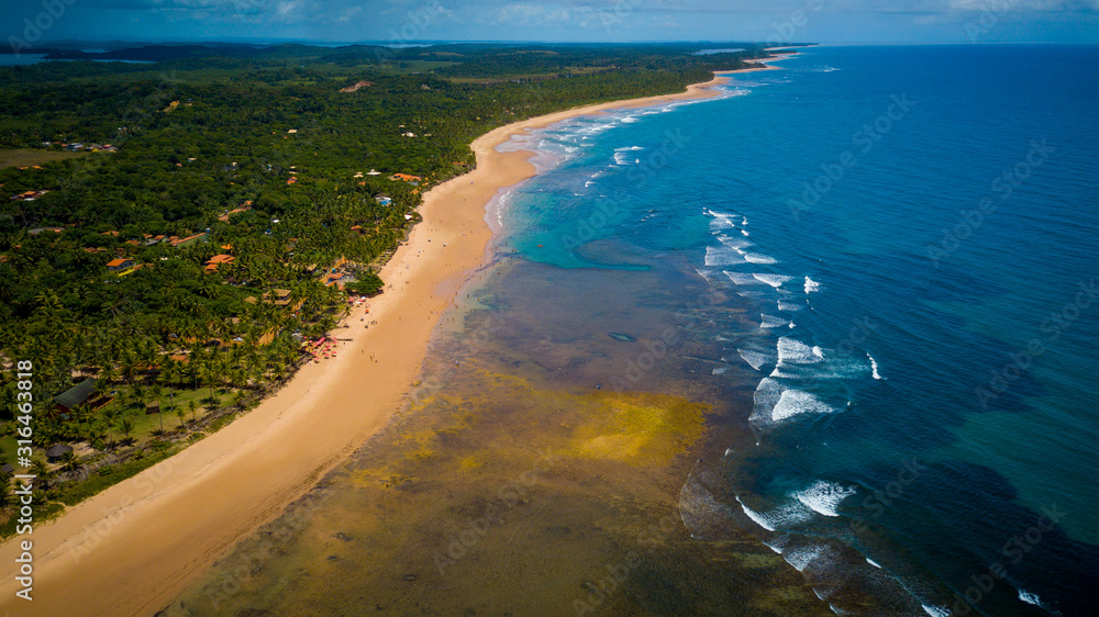 Algodões beach is located on the Maraú peninsula, one of the main tourist destinations in the south of the state of Bahia. Brazil Algodões beach is located on the Maraú peninsula, one of the main tourist destinations in the south of the state of Bahia. Brazil