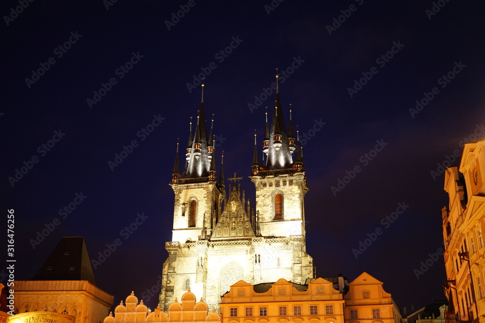 Naklejka premium 城と教会