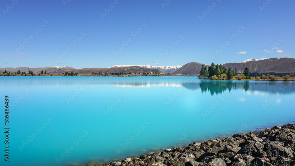 Fototapeta premium blue lake lake turquoise lake tekapo lake pukaki new zealand