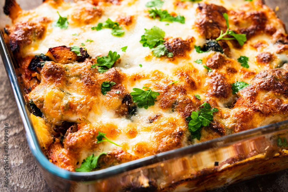 Pasta casserole with barbecue chicken breast, cheese and vegetables Pasta casserole with barbecue chicken breast, cheese and vegetables