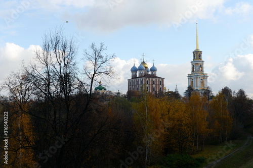  View of the Ryazan Kremlin on an autumn day. Assumption Cathedral with bell tower