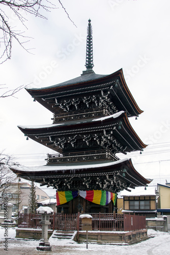 Wallpaper Mural temple in Takayama Torontodigital.ca