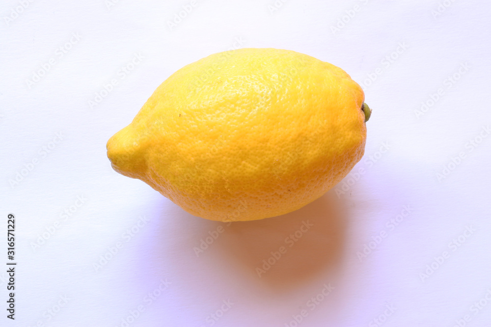 Photography of isolated lemon for food illustation Photography of isolated lemon for food illustation
