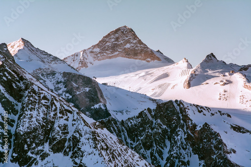Olperer Hintertuxer Gletscher Skigebiet photo