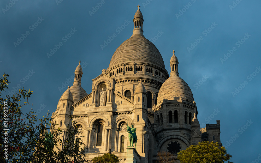 The famous basilica Sacre Coeur, Paris, France