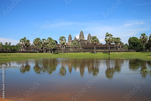 Angkor Wat cambodia © mpaskvan