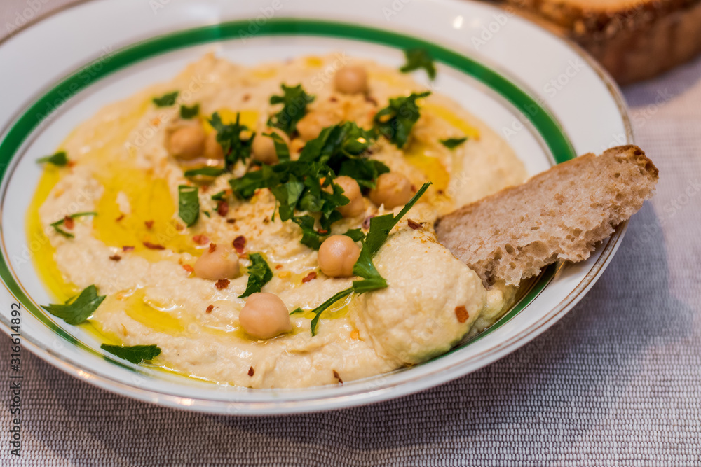 hummus hummus