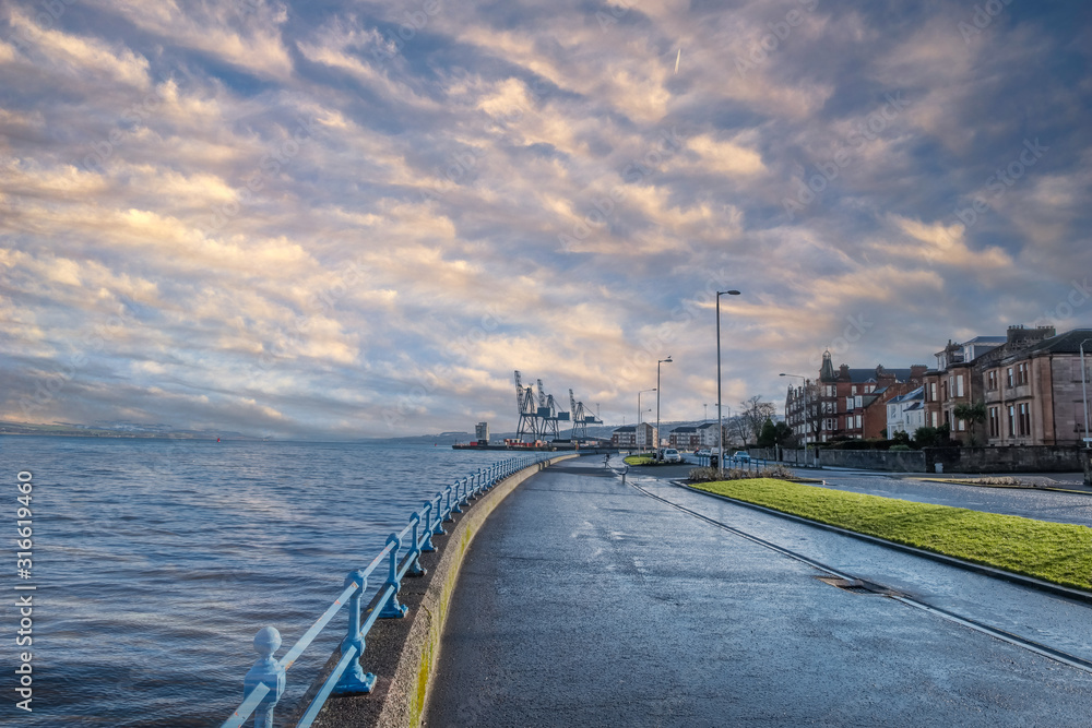 Greenock Esplanade (Splash) Looking East on the West Coast of Scotland. Greenock Esplanade (Splash) Looking East on the West Coast of Scotland.
