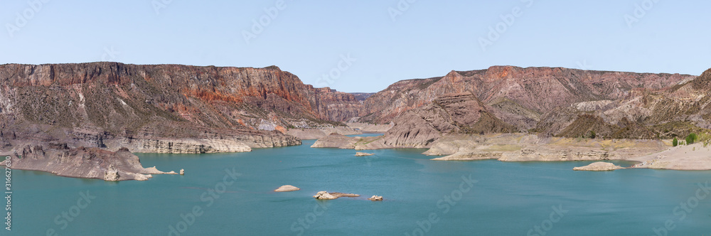 Cañón del Atuel, San Rafael, Argentine Cañón del Atuel, San Rafael, Argentine