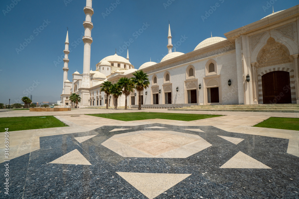 Sheikh Zayed Mosque in Fujairah, United Arab Emirates