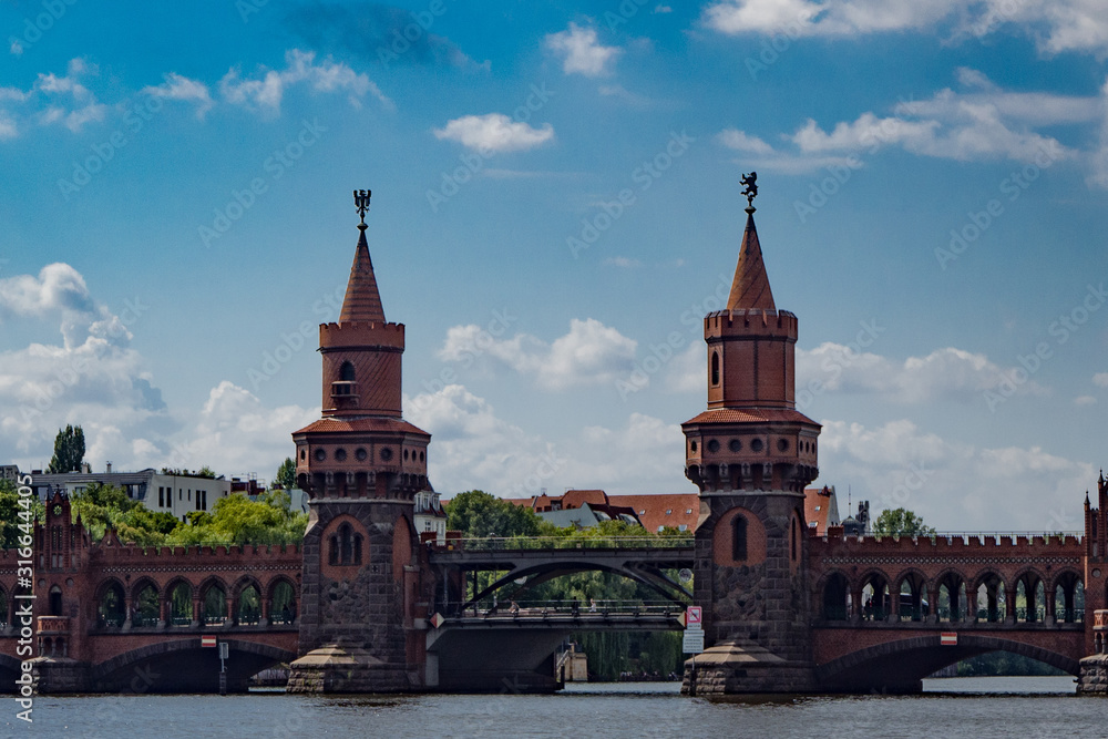 Obraz premium Oberbaumbrücke BERLIN