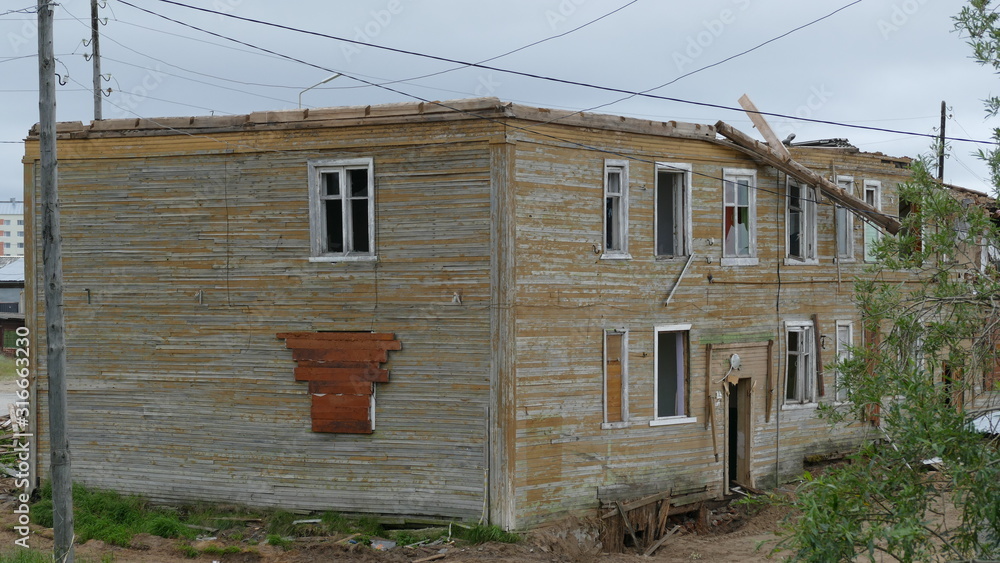 old house old house