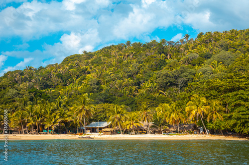 Fototapeta Naklejka Na Ścianę i Meble -  Beautiful paradisiacal beaches in Punta de Sal in the Caribbean Sea, Tela. Honduras