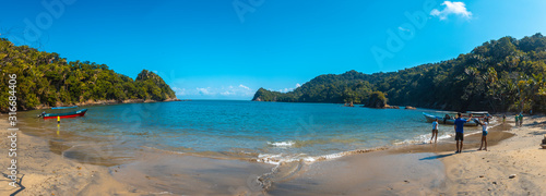 Tela, Honduras »; January 2020: Panoramic of Puerto Caribe Beach in Punta de Sal in the Caribbean Sea