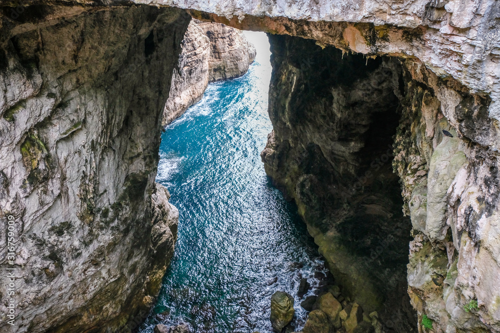 Gaeta grotta del turco Gaeta grotta del turco