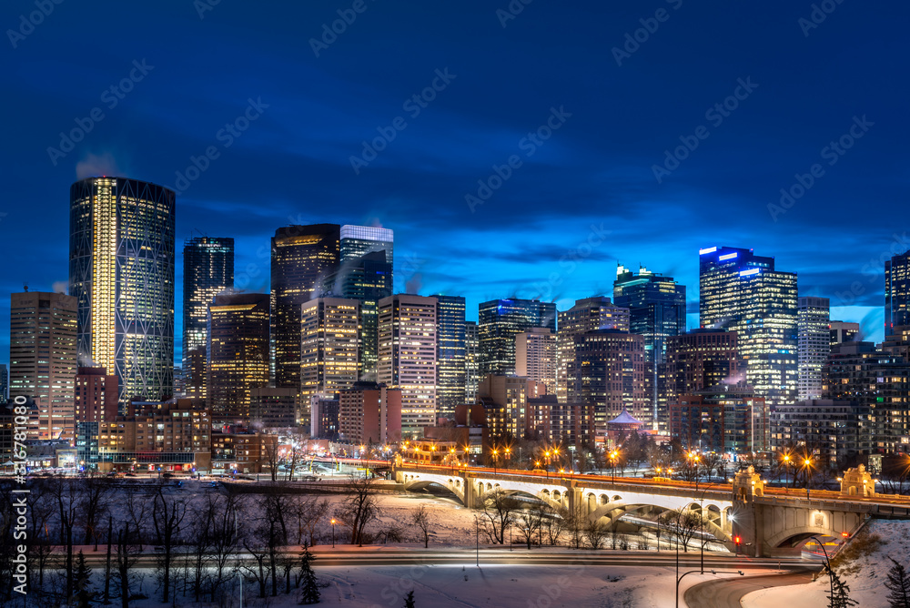 View of Calgary's urban core at dusk on a very cold January evening. View of Calgary's urban core at dusk on a very cold January evening.