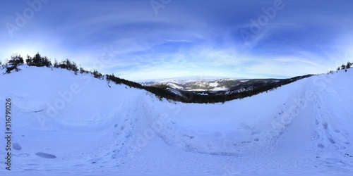 Fototapeta Naklejka Na Ścianę i Meble -  360 Panorama in Winter Tatra Mountains