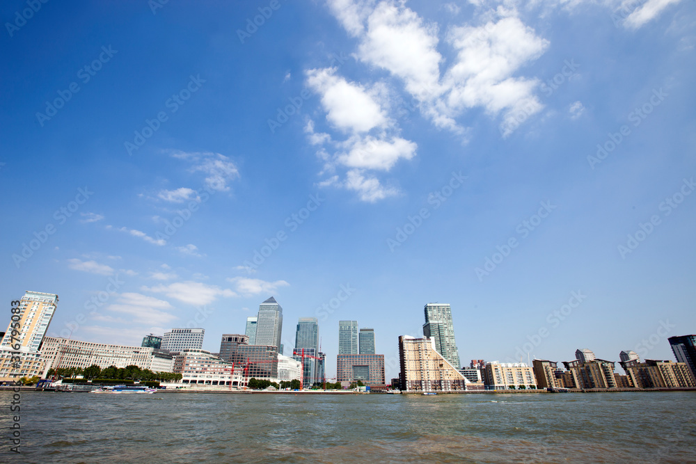 Fototapeta premium Skyline of Canary Wharf