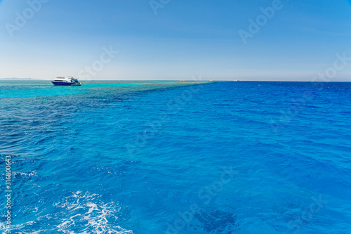 Fototapeta Naklejka Na Ścianę i Meble -  Egypt, Red Sea, blue clear water, view from the yacht to the horizon.