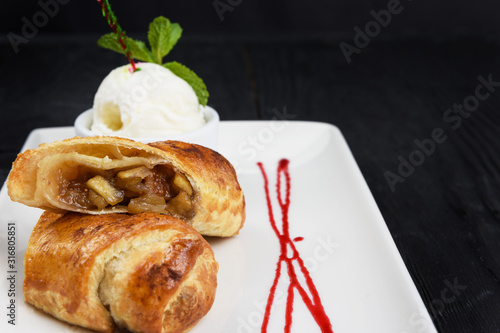 Apple strudel with vanilla ...