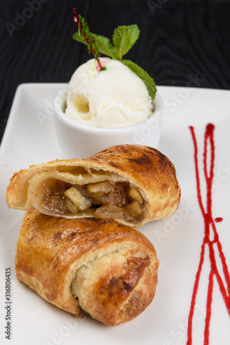 Apple strudel with vanilla ...