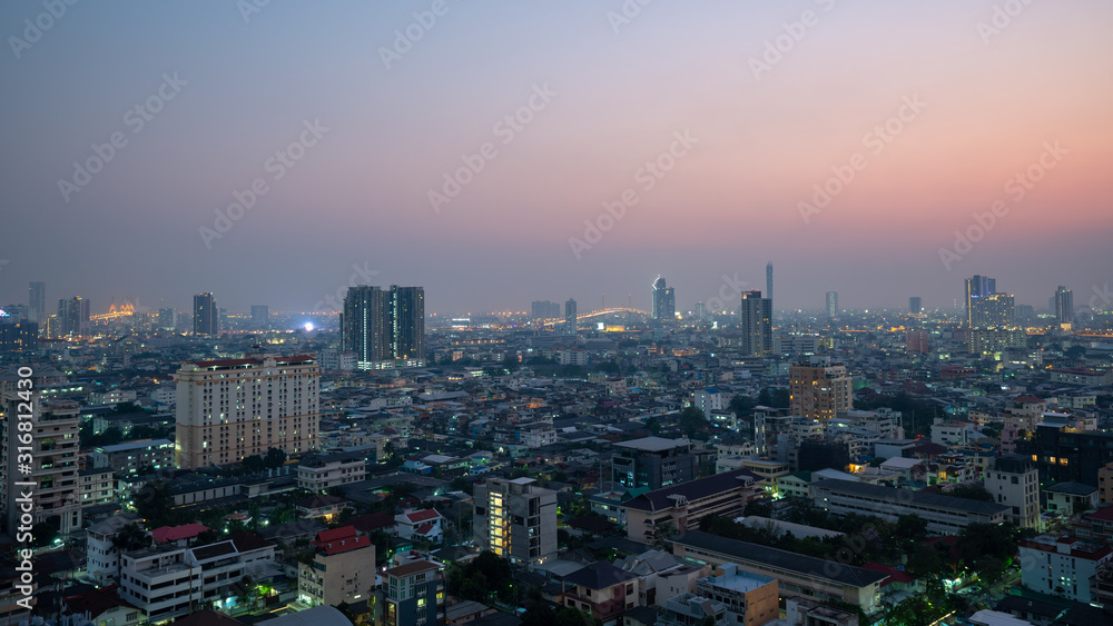 Fototapeta premium Air Pollution With Dust PM 2.5 In Bangkok Thailand On January 15, 2020