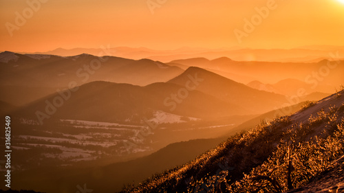 Fototapeta Naklejka Na Ścianę i Meble -  Splendid sunrise in the Carpathian Mountains. View from Wielka Rawka Mountain. Bieszczady National Park. Poland