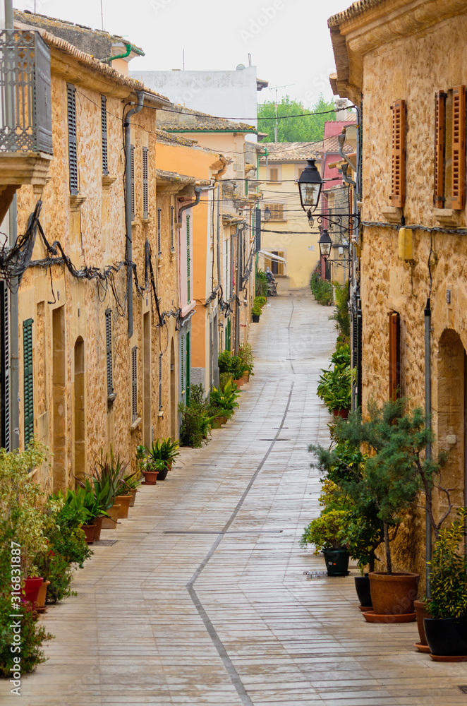 Fototapeta premium Streets of Acludia, Mallorca, Spain